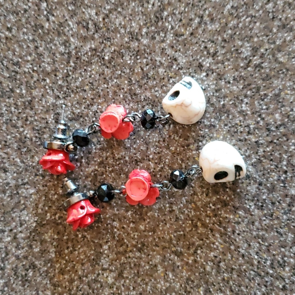 Red rose and skull earrings